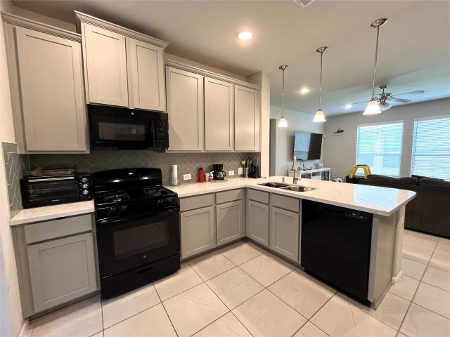6323 Lemon Balm Ln, Crosby, TX 77532 | MLS #32013