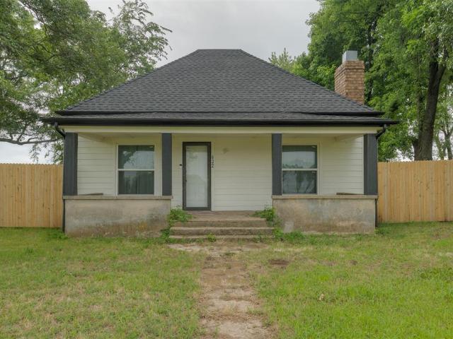 632 E Center Road