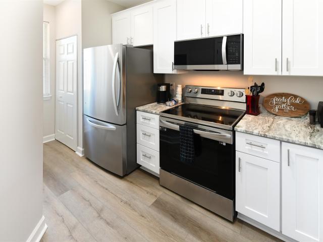 632 River Oaks Dr. 50E