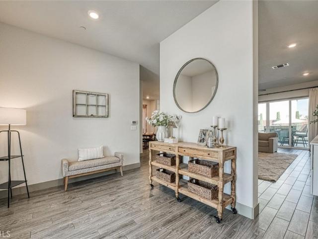 6334 E Garland