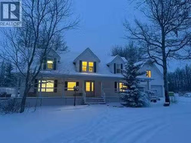 6330 700 Township, Grovedale, AB, T0H 1X0 house for sale Li.