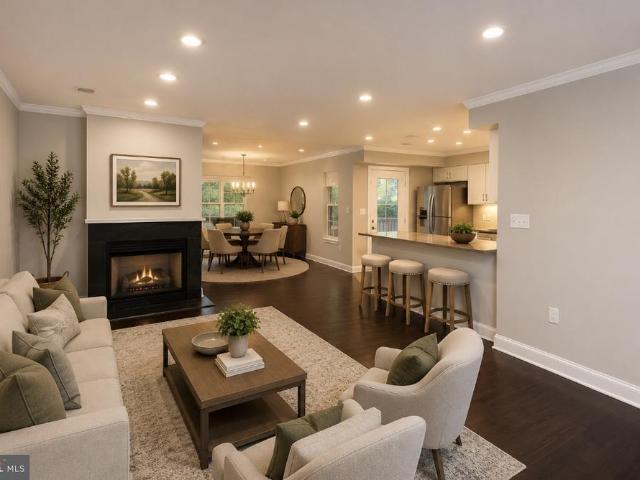 633 Admiral Drive # 107
