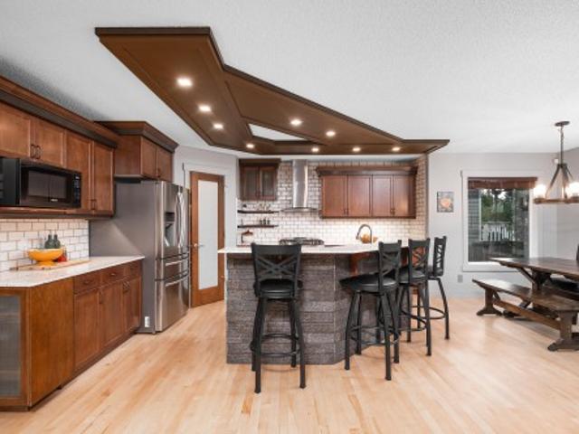 633 Foxtail Lane, Sherwood Park, AB, T8A 4P2 house for sale | Listing ID E4508 | Royal LePage
