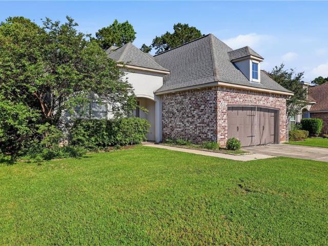 633 N Brown Thrasher Loop