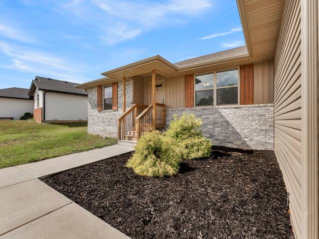 633 S Southgate Drive