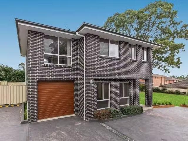 6/33 St Albans Road, SCHOFIELDS House for rent Listed by Chlo.