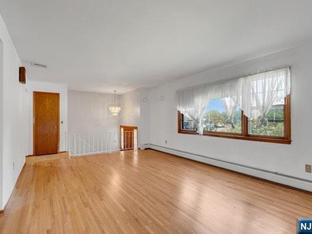 633 Totowa Road