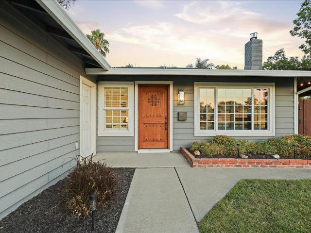 633 Tanager Road