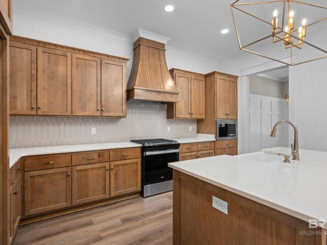 6346 Hillcrest Trace Drive