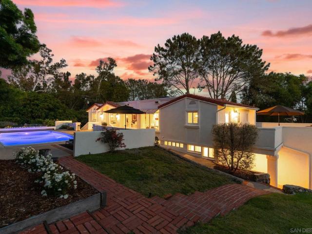 6347 Las Colinas