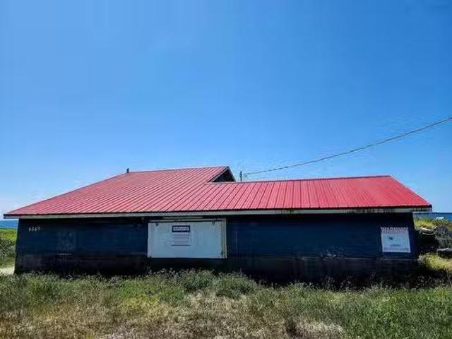 6349 Lower Woods Harbour, Woods Harbour, NS, B0W 2E0 commerc.
