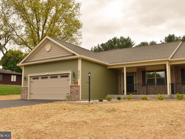 6342 Penn National Dr, Fayetteville, PA 17222 | MLS #PAFL2033