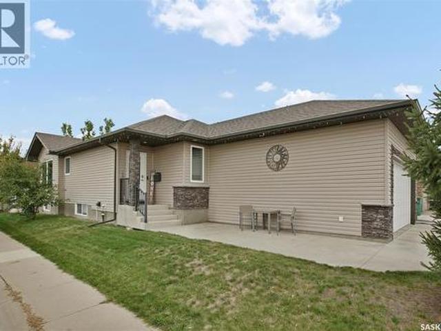 634 Allwood Manor, Saskatoon, SK, S7R 0A5 house for sale | Listing ID SK050298 | Royal LePage