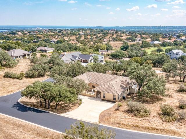 634 Broken Hills Dr, Horseshoe Bay, TX 78657 | MLS #175110