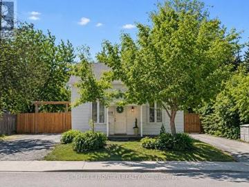 634 Gorham Street, Newmarket, ON, L3Y 1L4 house for sale | Listing ID N13243 | Royal LePage