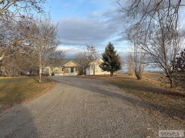 634 N 3200 E, Menan, ID 83434 | MLS #2185