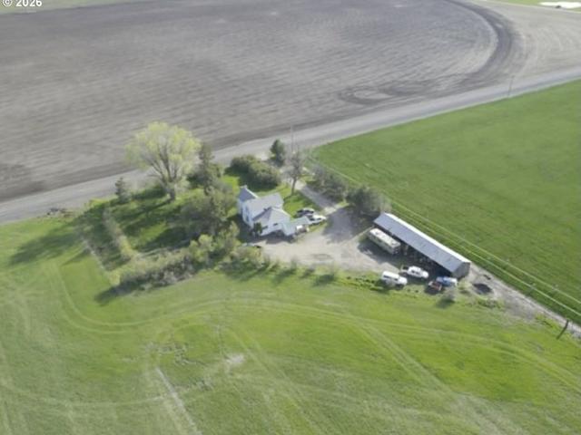 63563 Booth Ln, La Grande, OR 97850