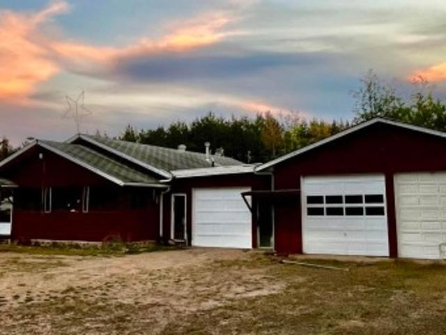 63504 Range Road 473, Rural Bonnyville M. D. AB, T0A 2A0 house for sale | Listing ID E4450 | Royal LePage