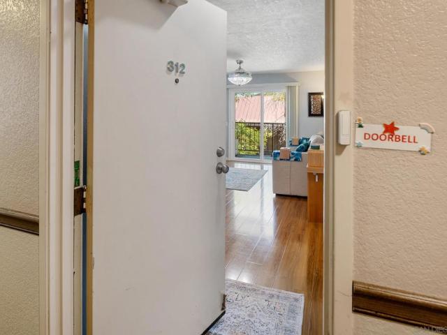 6350 Genesee Avenue 312
