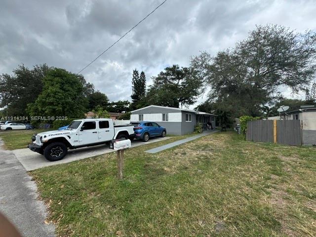 6351 Hayes St, Hollywood, FL 33024 | MLS #A11914