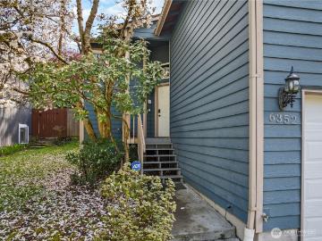 6352 24th Ave SW, Seattle, WA 98106 | MLS #2501