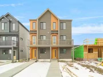Pilot Sound, Edmonton, Alberta - Parking