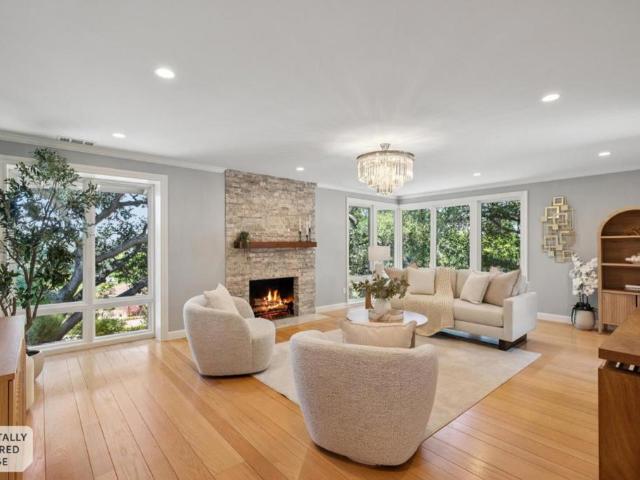635 Capuchino Drive