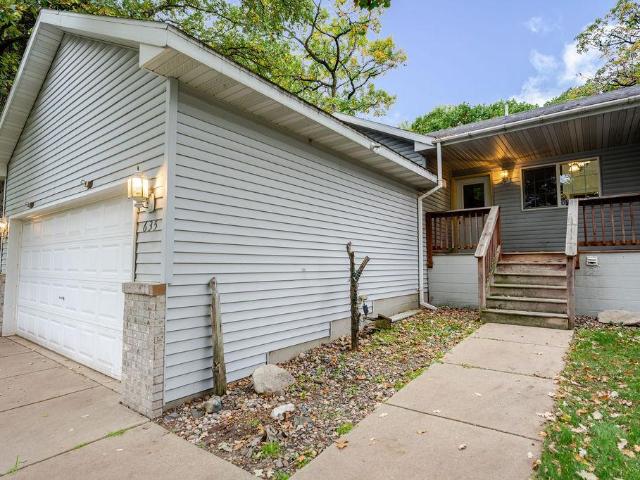 635 Cherry Lane
