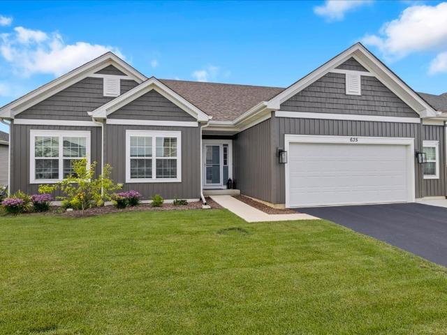 635 Maplewood Circle