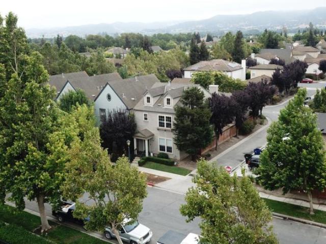 635 Sherwood Avenue