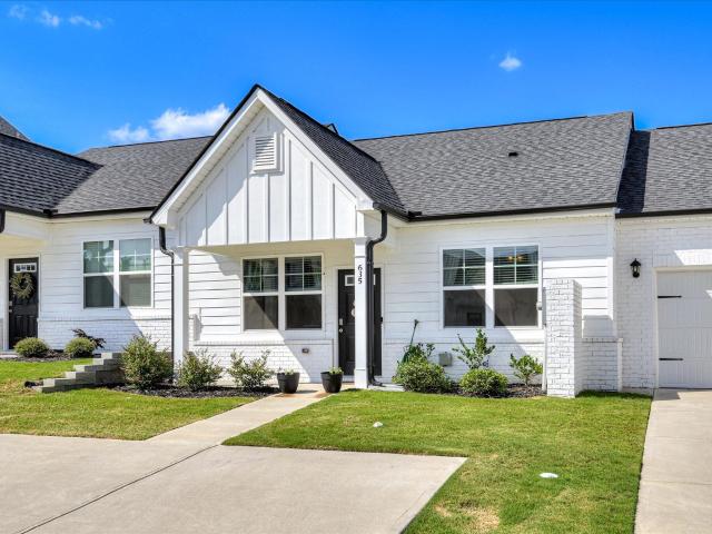 635 Quartz Lane