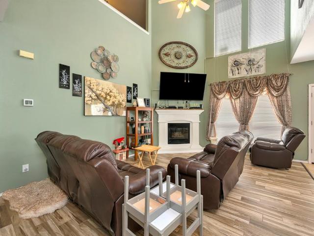6369 Redeagle Creek Drive