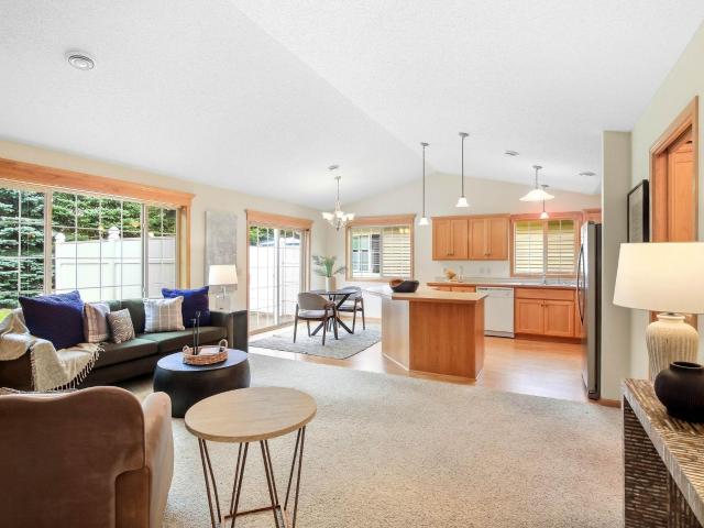 6361 Westwood Parkway