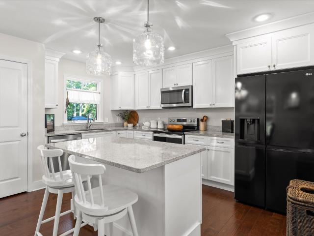 6362 Chandler Hill Road