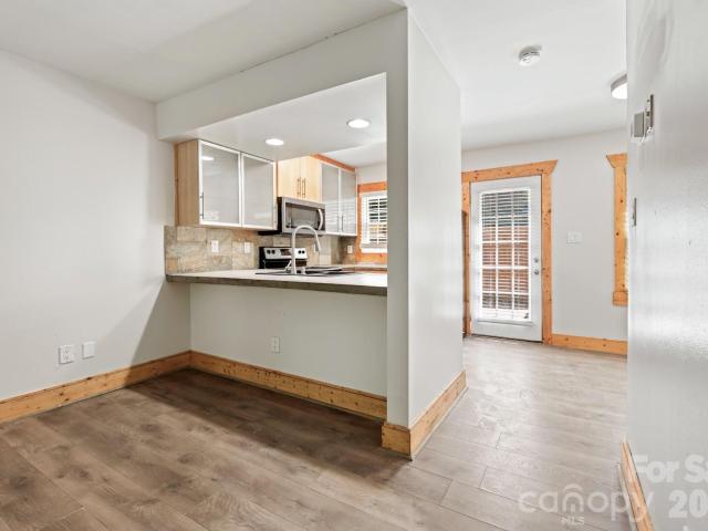 636 Chipley Ave, Unit 6, Charlotte, NC 28205 | MLS #4360