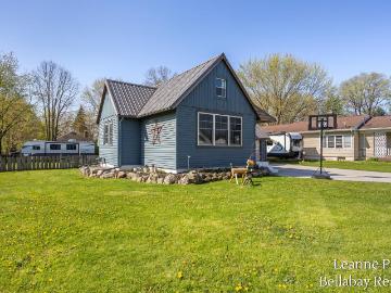 636 E Colfax Street