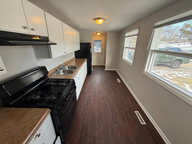 636 Jefferson Ave, Carpentersville, IL 60110 | MLS #12563