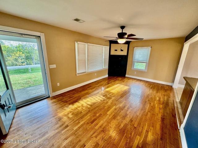 6374 Mackville Rd