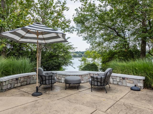 6375 Oxbow Way
