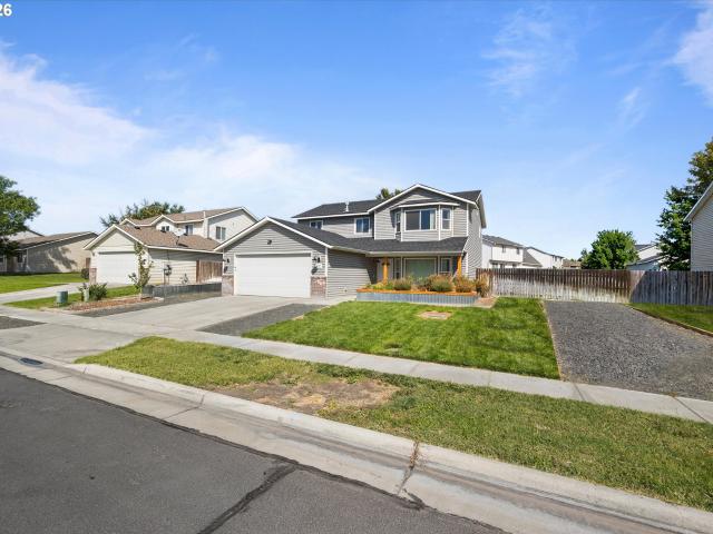 637 e oregon ave