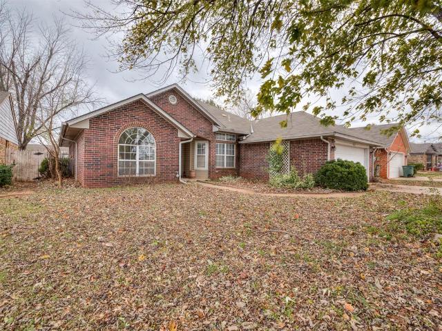 637 Old English Road