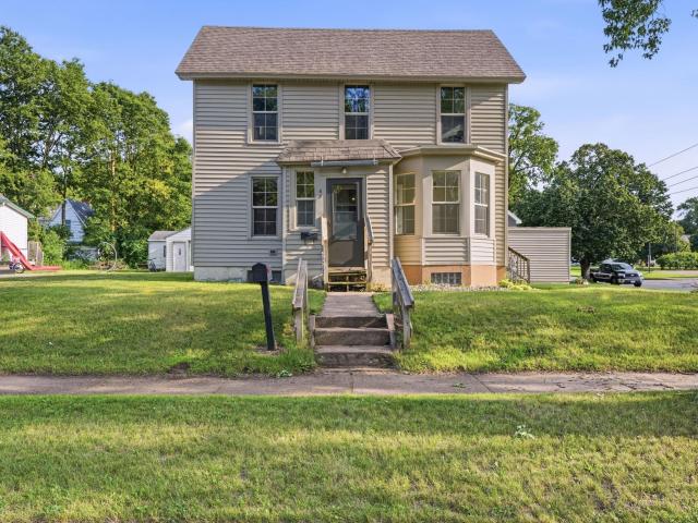 637 Lake Street