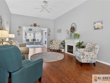 637 Madison Drive 637B