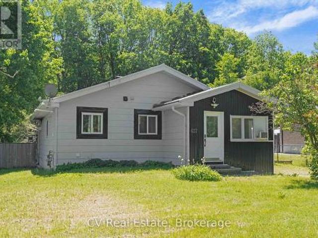 637 Pinegrove Avenue, Innisfil, ON, L9S 2K4 house for sale | Listing ID N13502 | Royal LePage