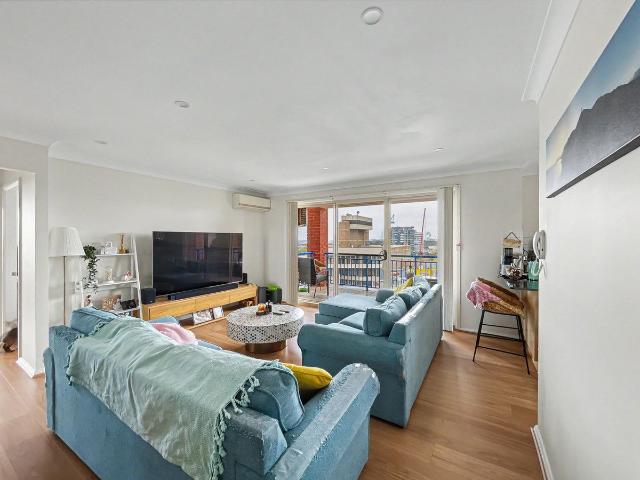 63/7 Regent Street, Wollongong, NSW 2500