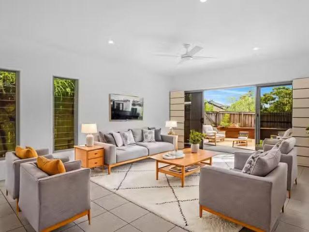 6/37 Wonga Street, Burleigh Heads, QLD 4220 House for Rent