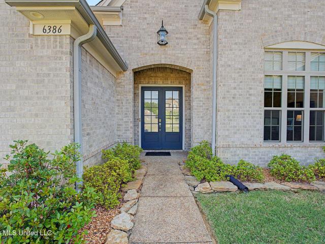 6386 Houston Lane