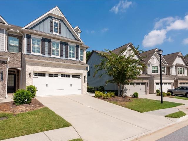 6388 Lanier Harbor Landing