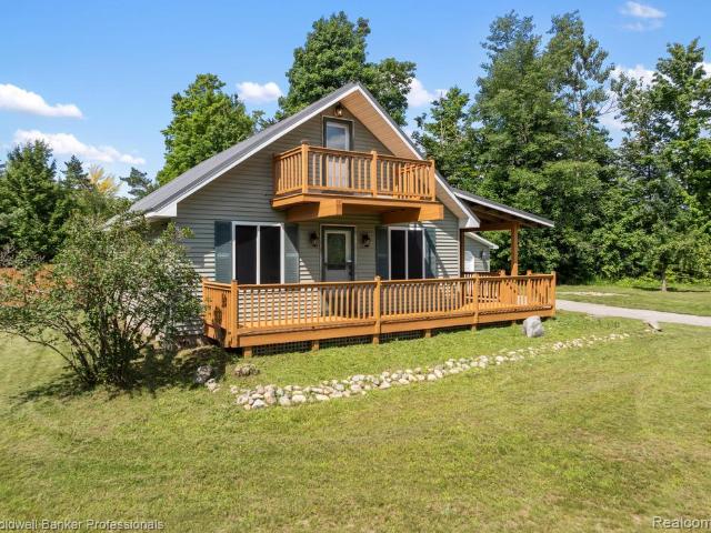 6389 Postlewait Road