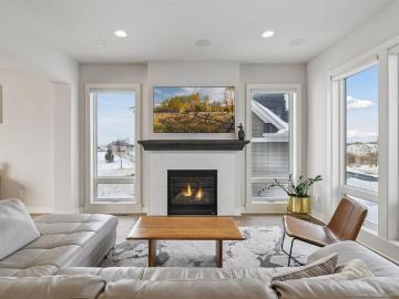 6381 Harvest Trail